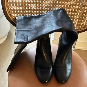 Madewell the Carlotta tall knee high boot, size 8, black. Worn twice.